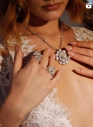Collana Flower